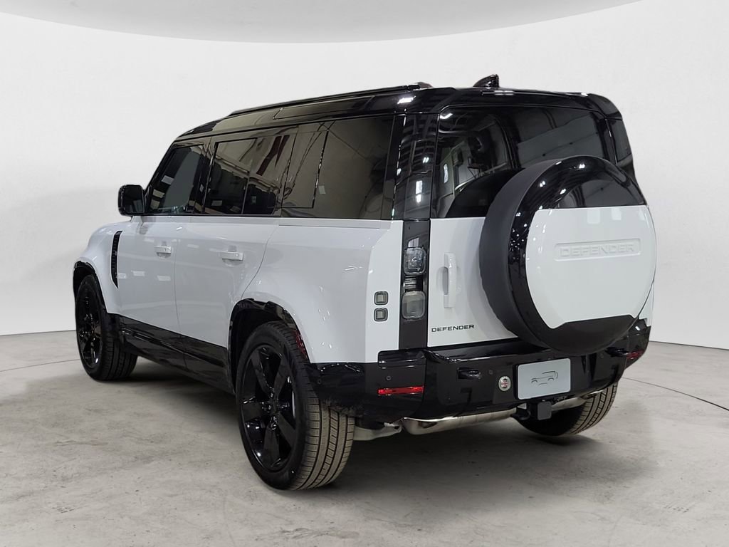 New 2026 Land Rover Defender 110 X-Dynamic SE AWD/4WD image 3