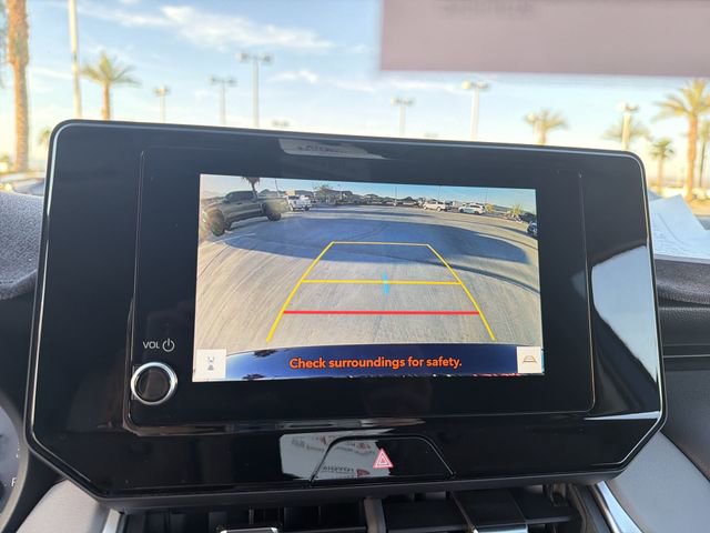 Certified 2024 Toyota Venza LE image 21