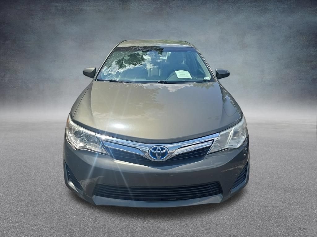 Used 2012 Toyota Camry LE FWD image 3