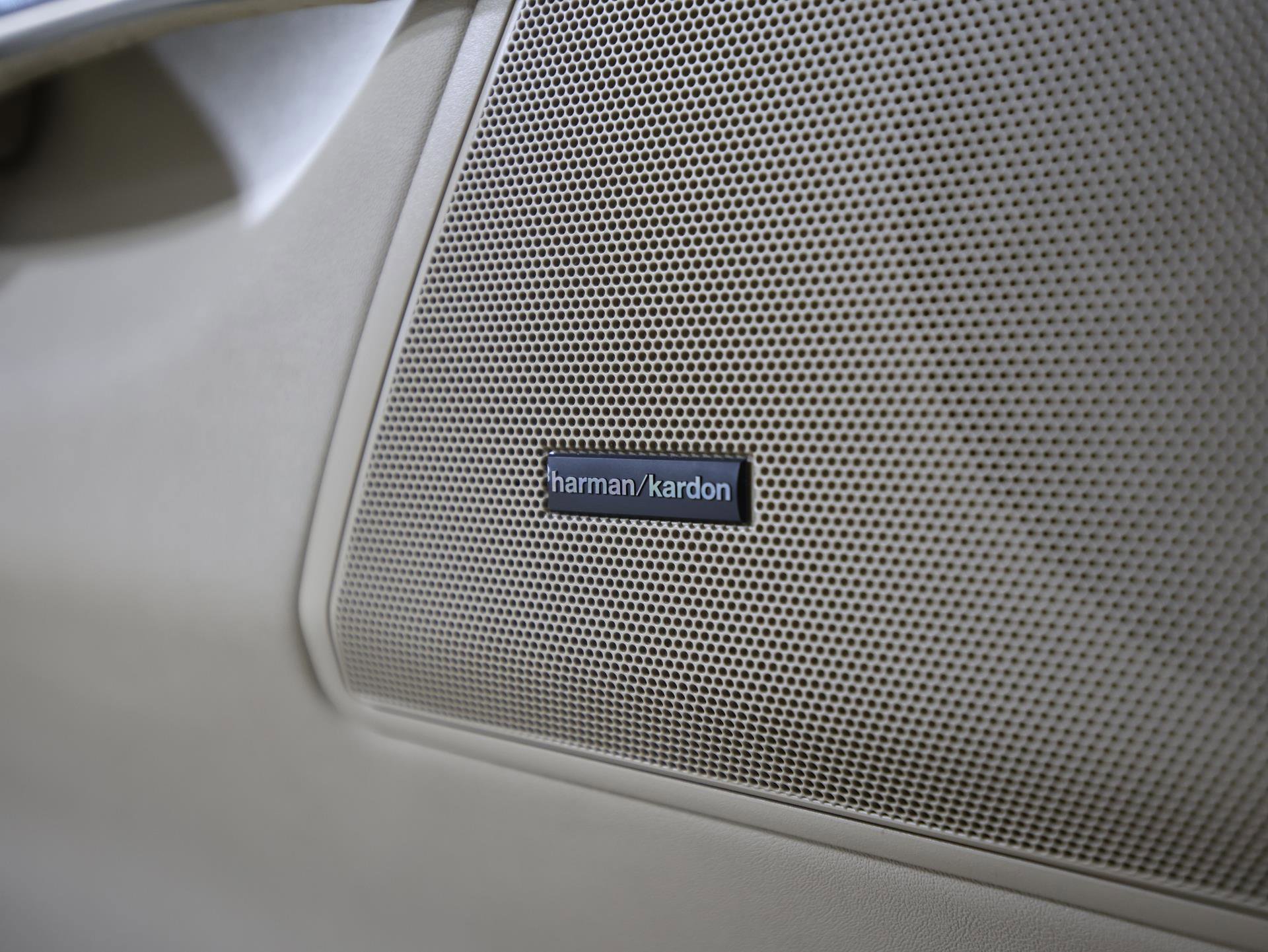 Used 2013 Land Rover Range Rover Sport HSE image 22