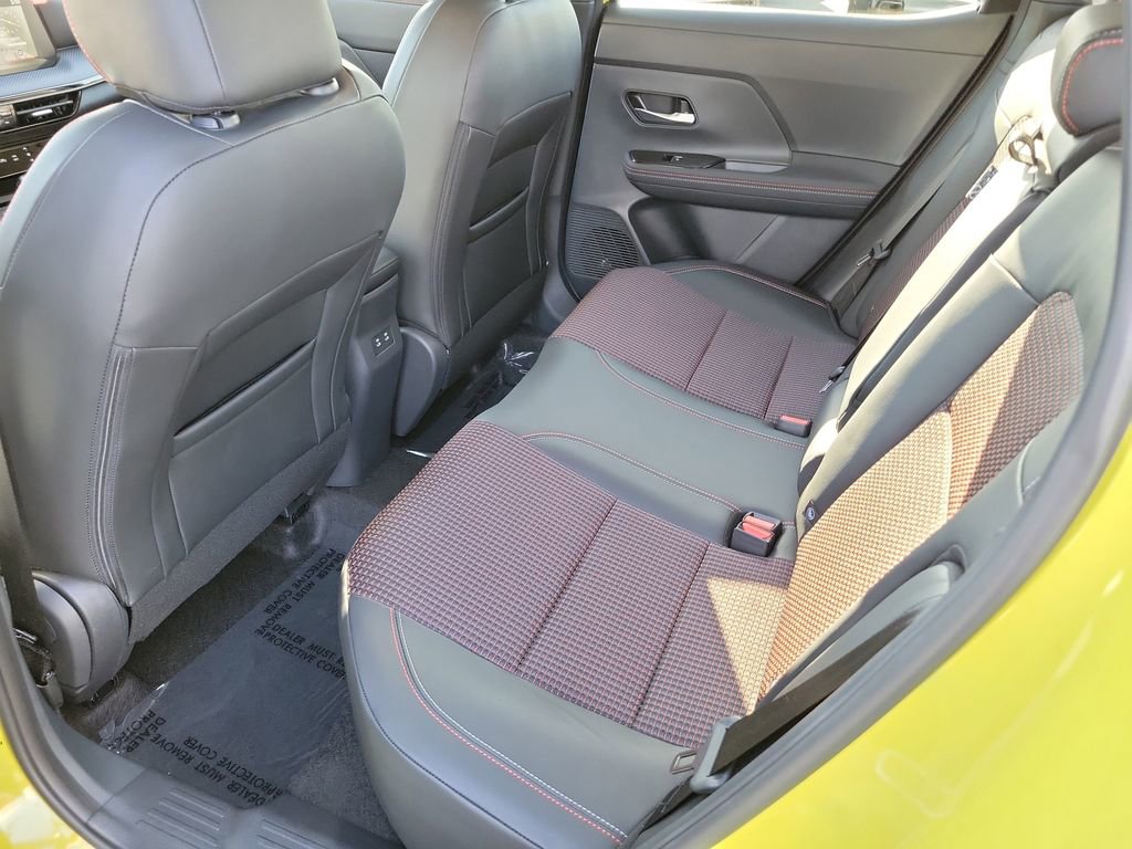 Used 2025 Nissan Kicks SR image 20