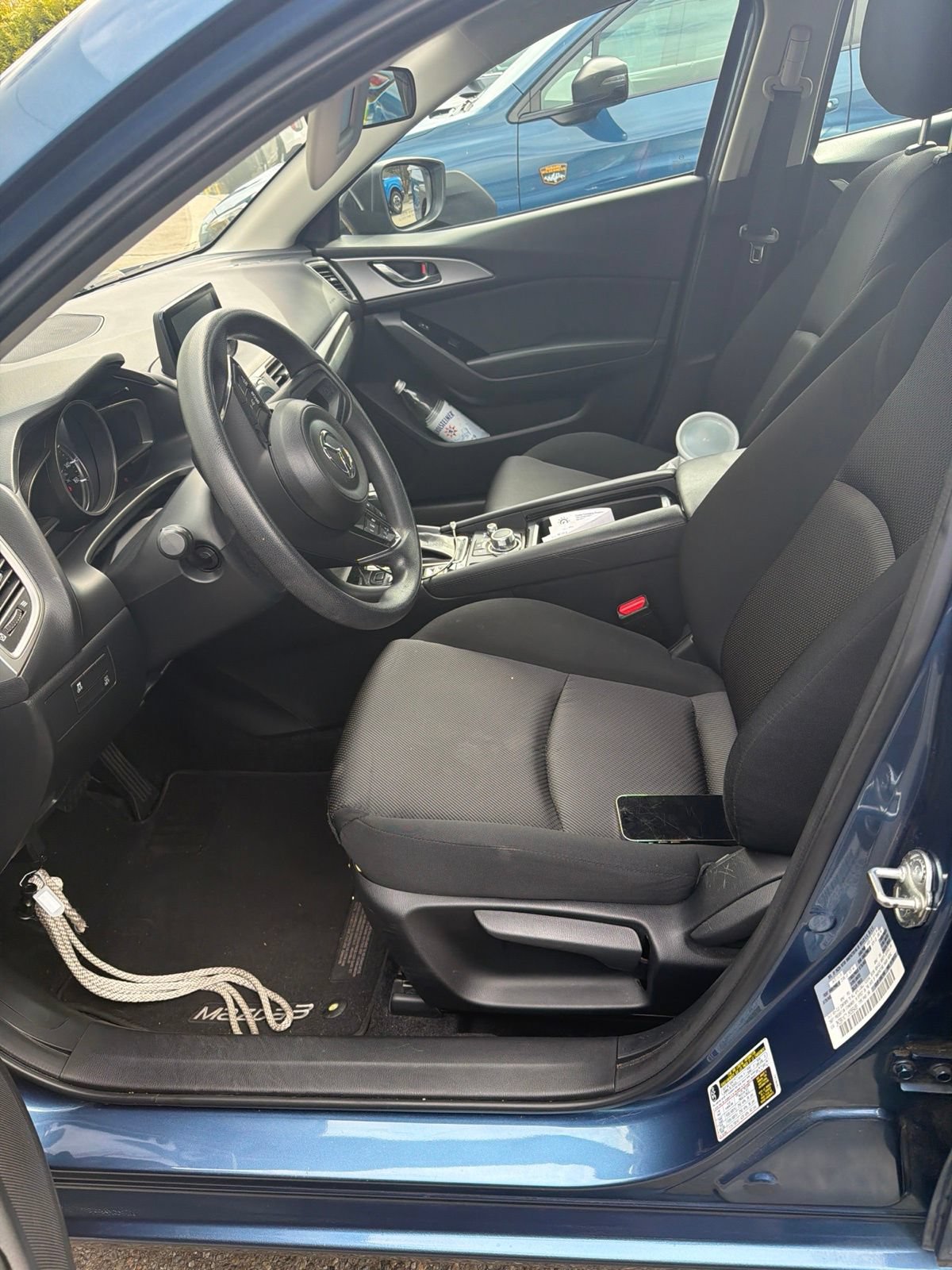 Used 2018 MAZDA MAZDA3 Sport FWD image 9