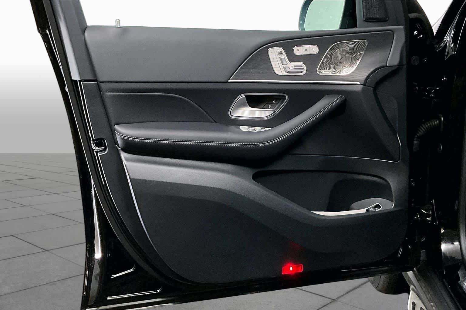 New 2026 Mercedes-Benz GLS 450 4MATIC image 12