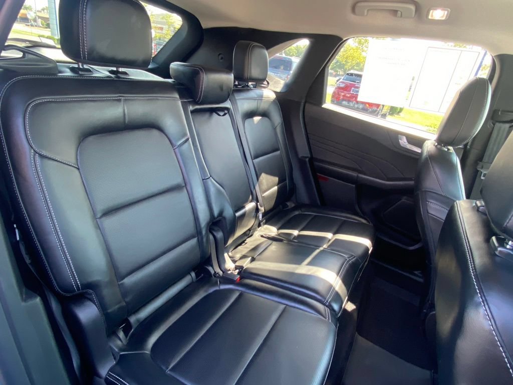 Used 2023 Ford Escape Platinum AWD/4WD image 44