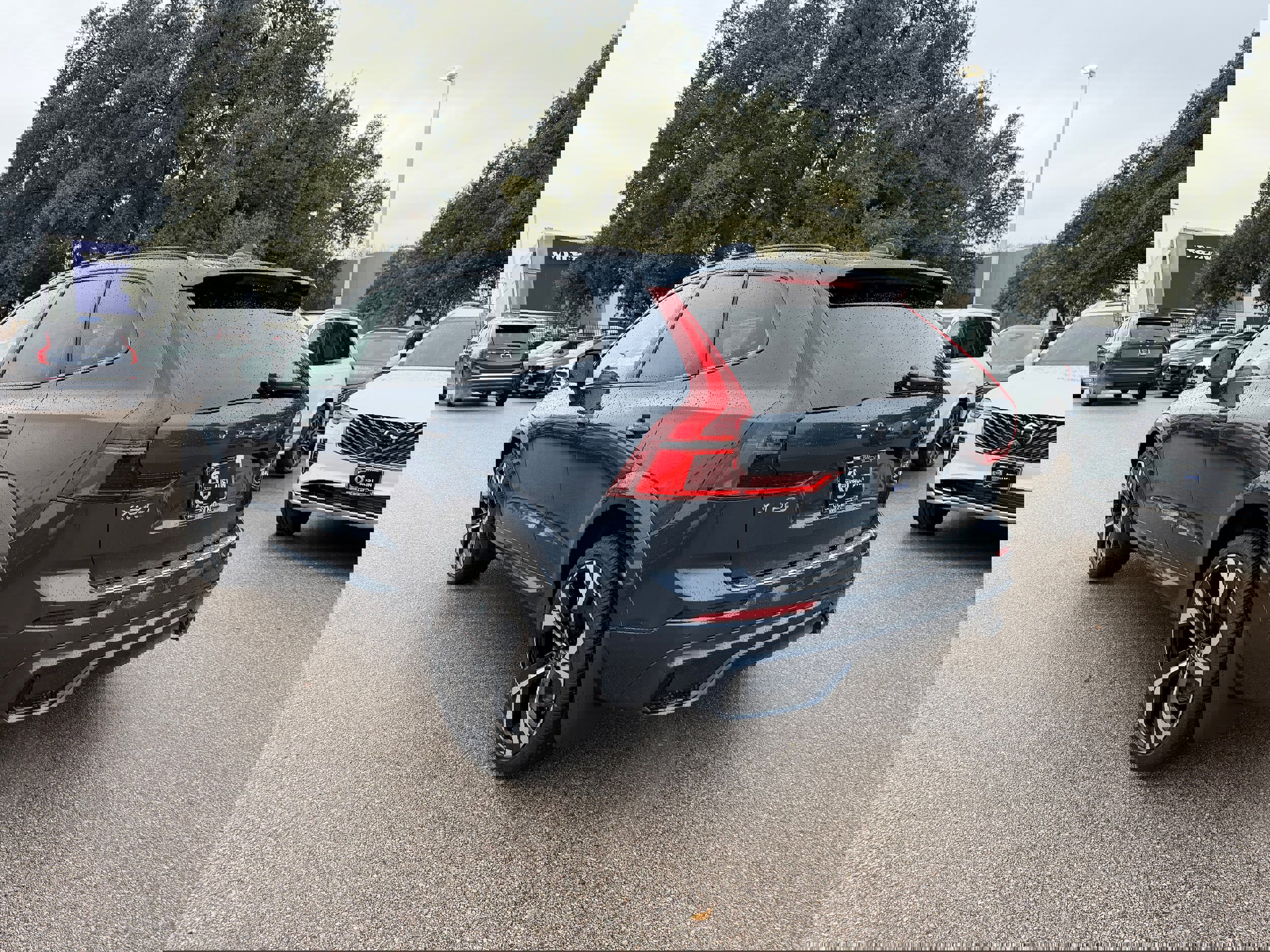 New 2026 Volvo XC60 B5 Ultra w/ Protection Package Premier image 4