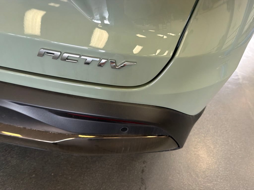 Used 2025 Chevrolet Trax ACTIV w/ Sunroof Package FWD image 10