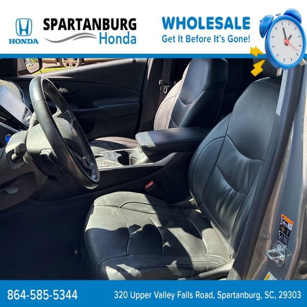 Used 2017 Chevrolet Volt LT w/ Comfort Package FWD image 19