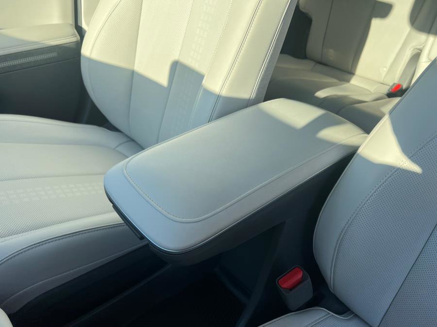 Used 2023 Hyundai Ioniq 5 Limited w/ Cargo Package image 34