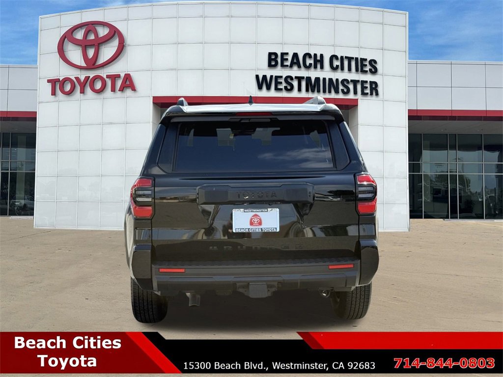 Used 2025 Toyota 4Runner SR5 image 10