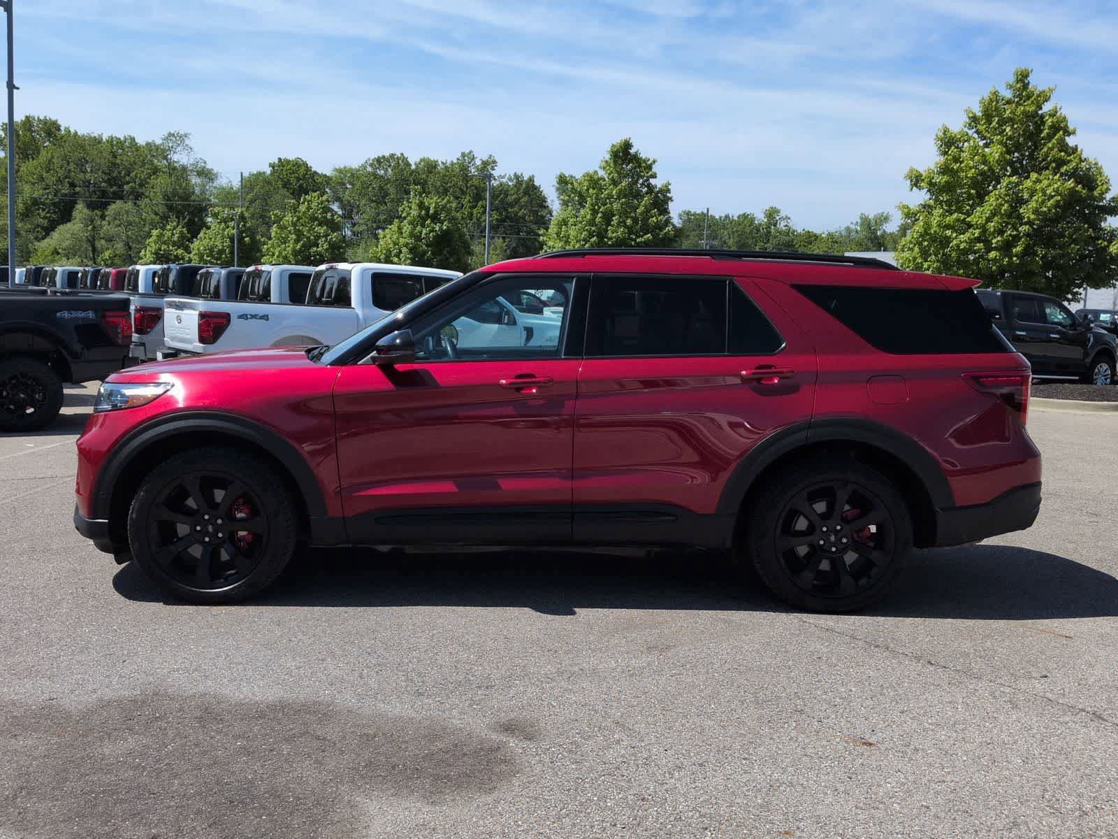 Used 2022 Ford Explorer ST w/ Equipment Group 401A AWD/4WD image 5