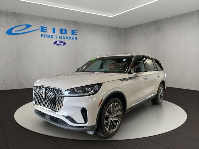 Used 2025 Lincoln Aviator Reserve w/ Illumination Package AWD/4WD image 5