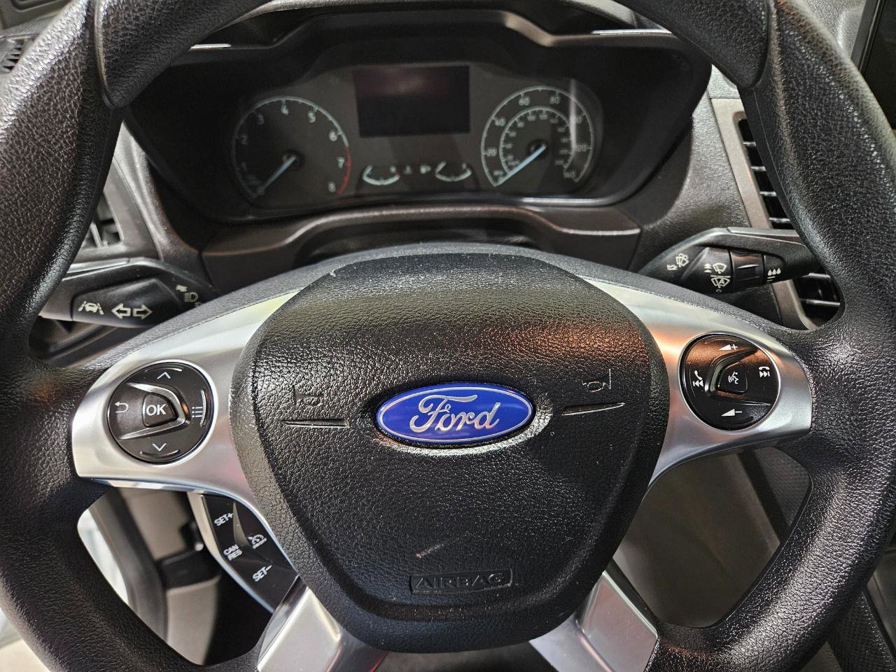 Used 2022 Ford Transit Connect XLT image 18
