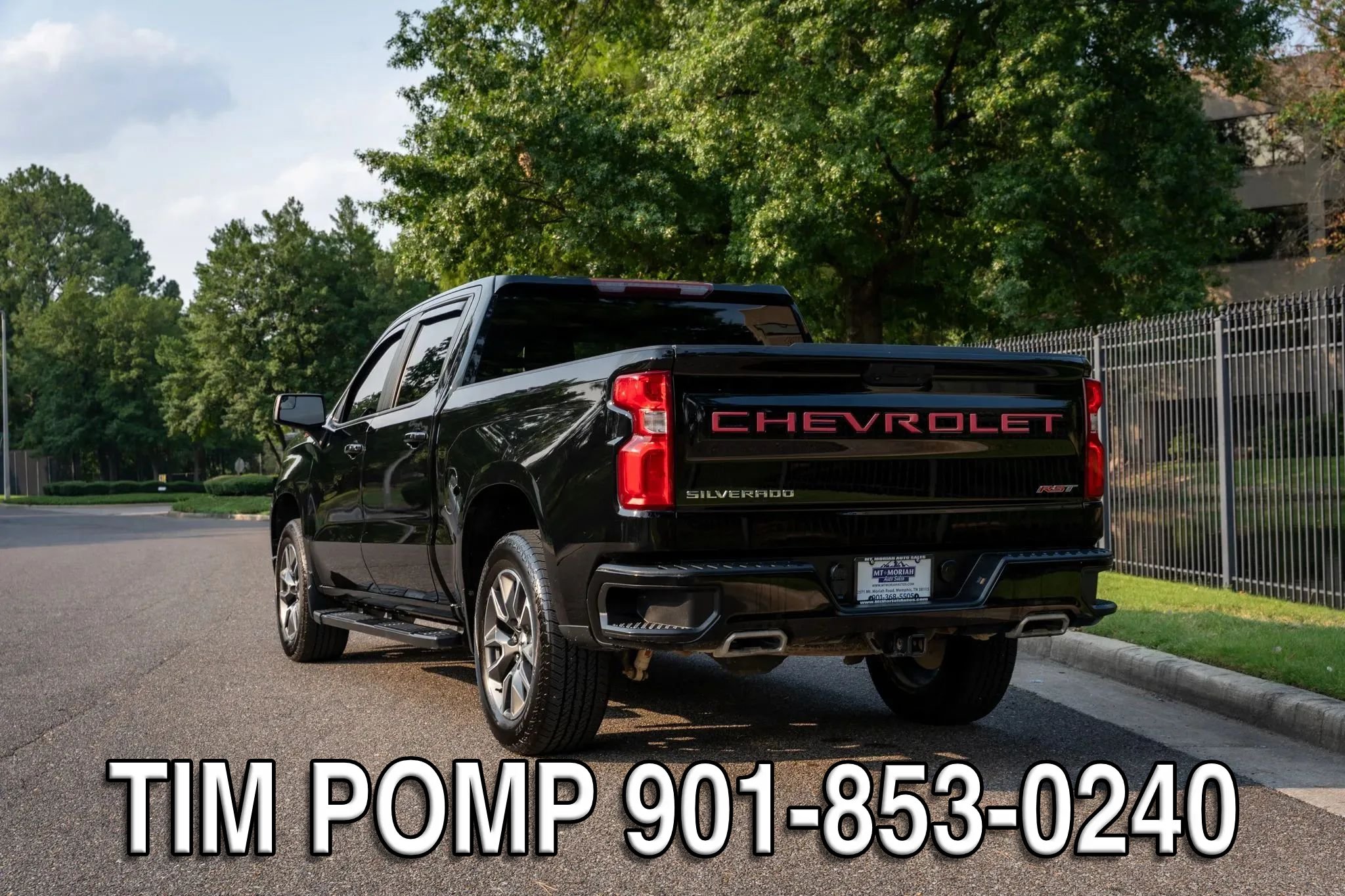 Used 2023 Chevrolet Silverado 1500 RST AWD/4WD image 7
