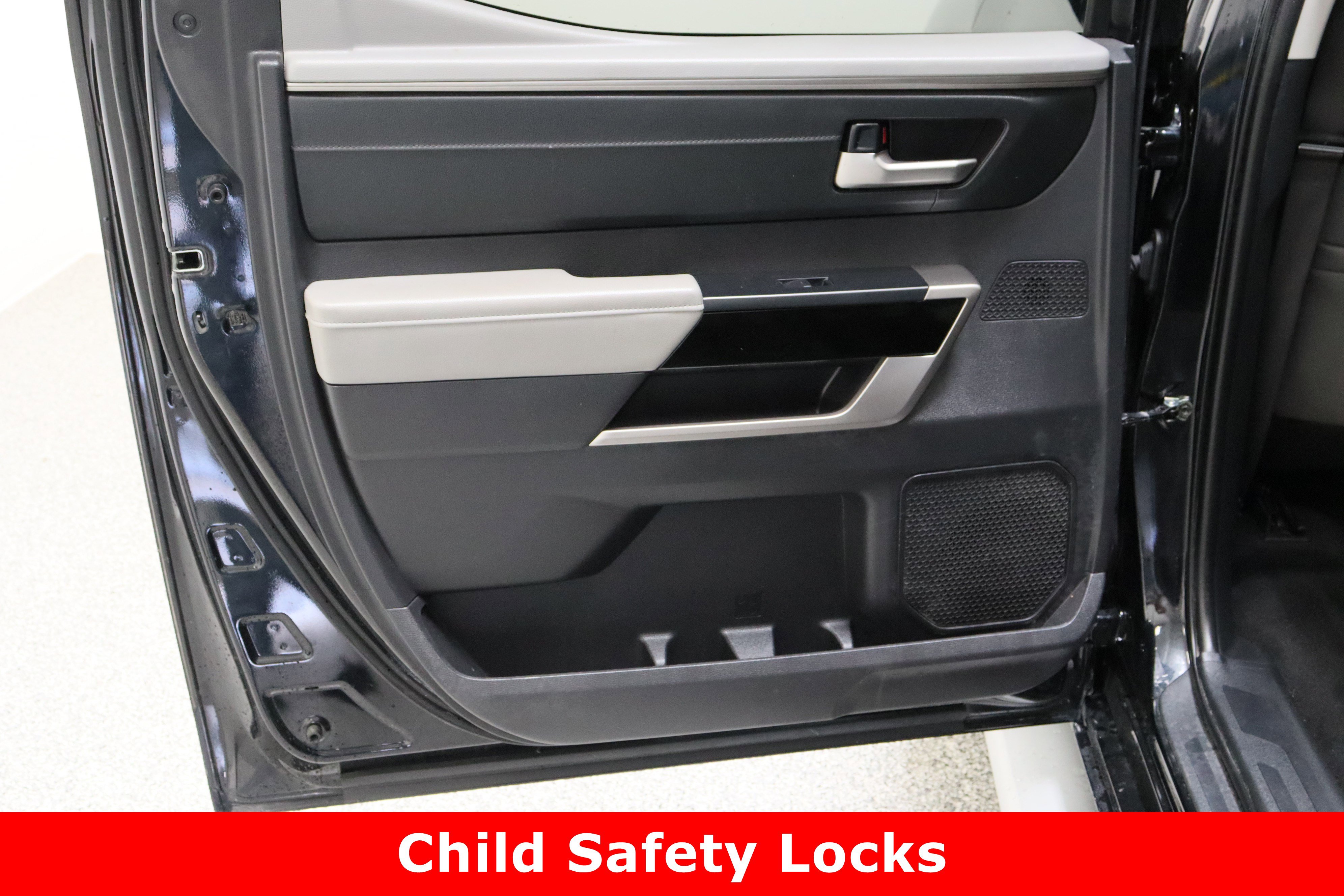 Used 2022 Toyota Tundra Limited image 29