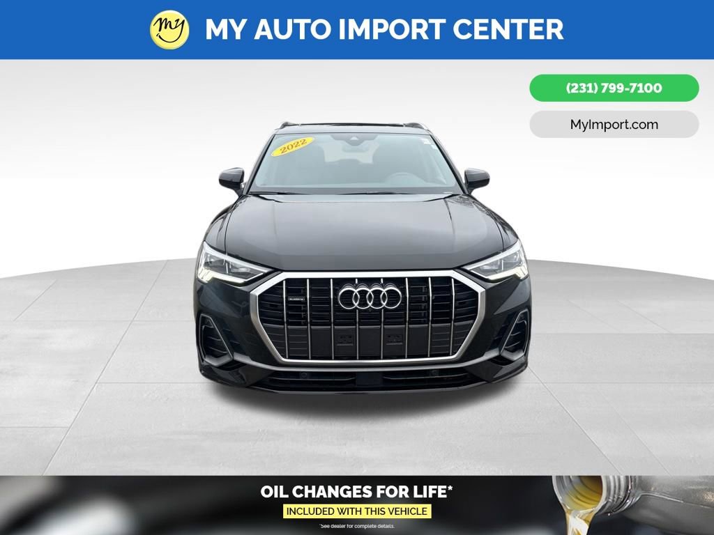 Used 2022 Audi Q3 2.0T Premium Plus w/ Premium Plus Package image 2