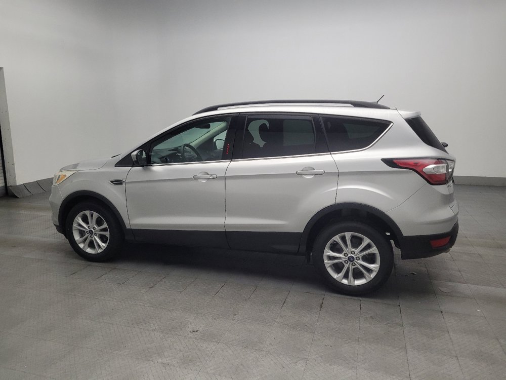 Used 2018 Ford Escape SE FWD image 3