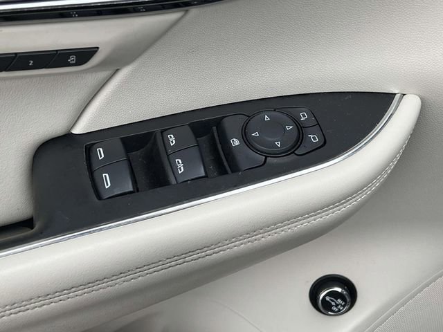 Certified 2022 Buick Envision Essence w/ Safety Package image 18