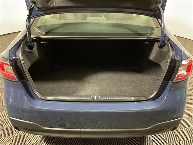 Used 2024 Subaru Legacy Premium image 13