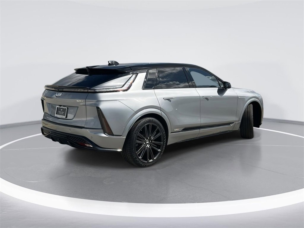 New 2026 Cadillac Lyriq V image 3