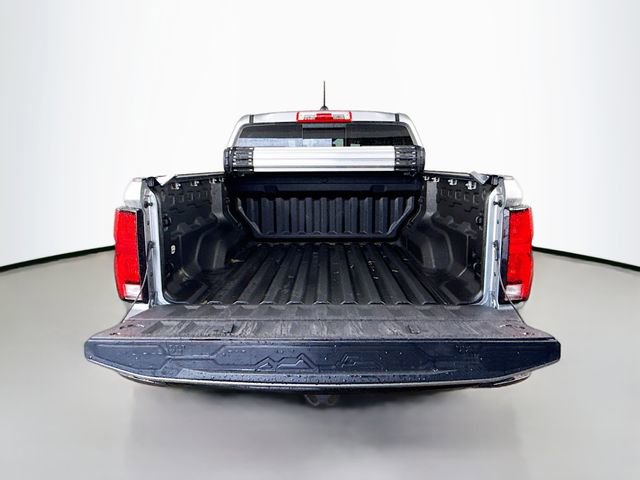 Used 2023 Chevrolet Colorado Z71 w/ Z71 Convenience Package 2 AWD/4WD image 24