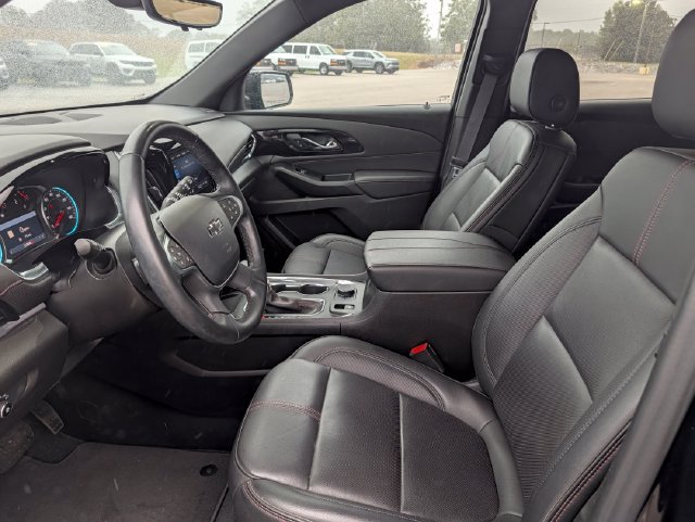 Used 2023 Chevrolet Traverse RS AWD/4WD image 9
