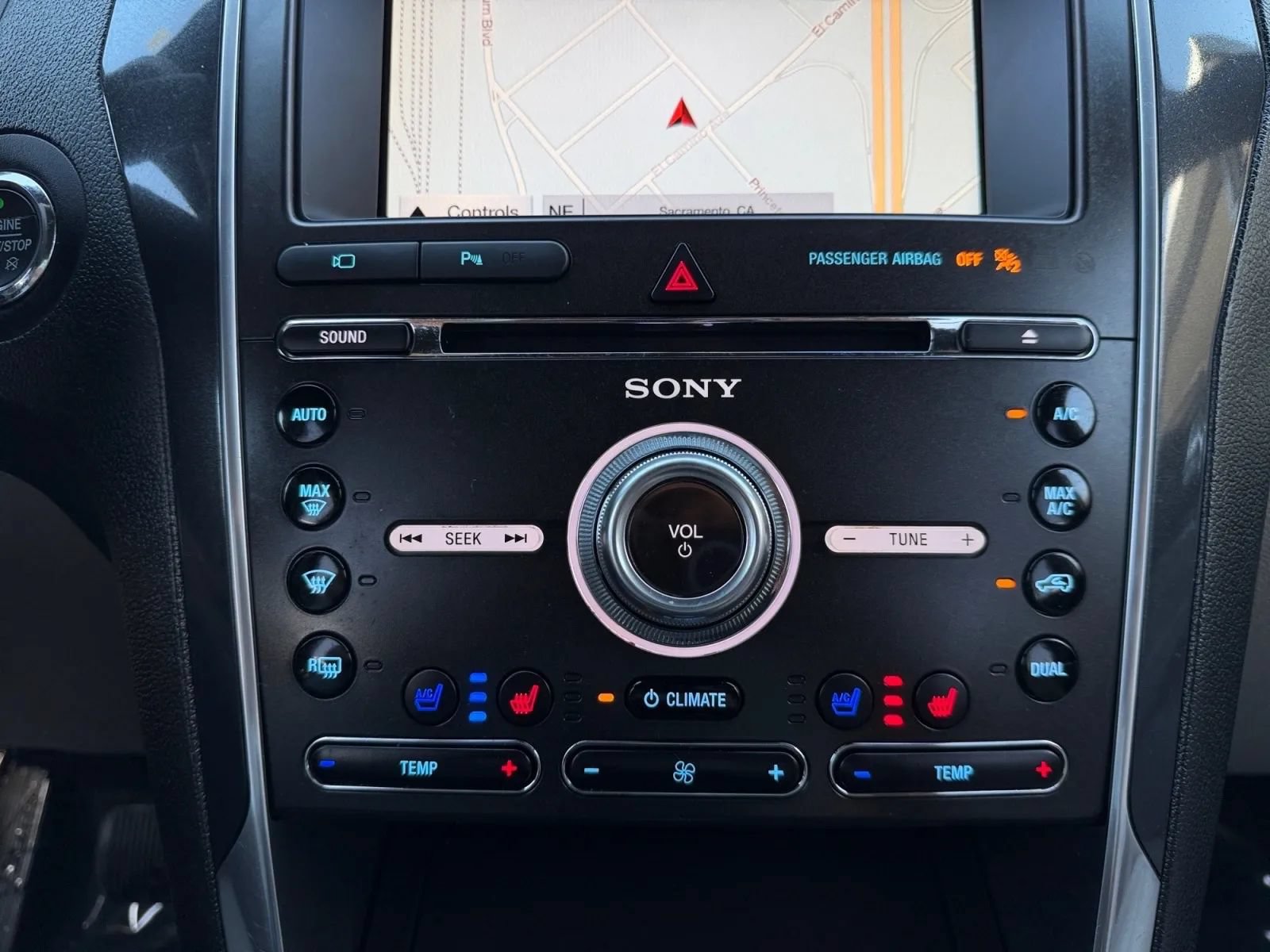 Used 2018 Ford Explorer Limited FWD image 16