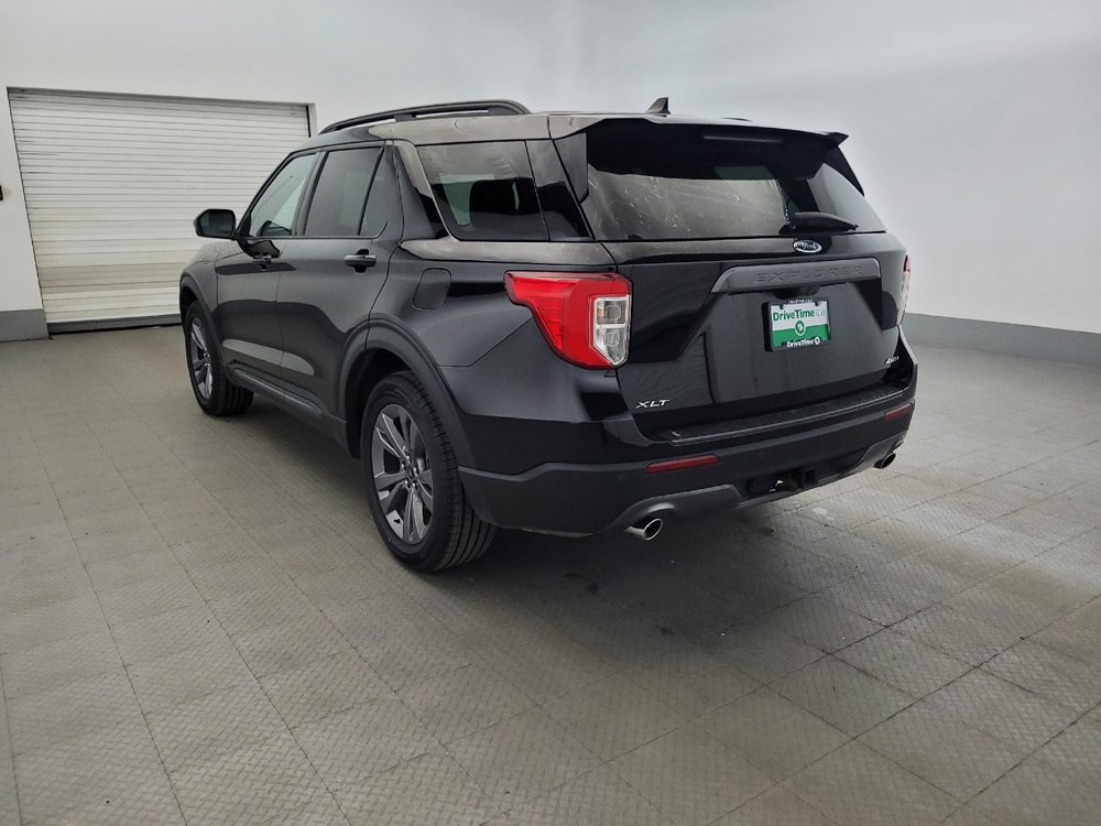 Used 2022 Ford Explorer XLT w/ Equipment Group 202A AWD/4WD image 5