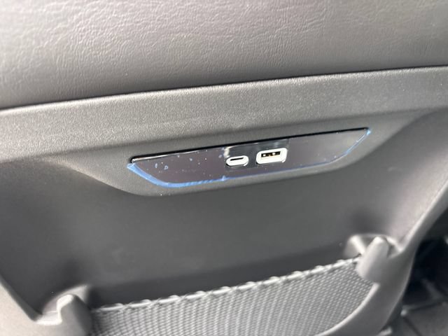New 2027 Chrysler Pacifica Select w/ Family Tech Group FWD image 14