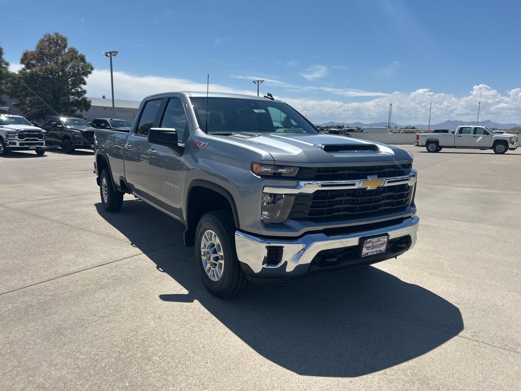 New 2026 Chevrolet Silverado 2500 LT w/ Z71 Off-Road Package AWD/4WD image 7