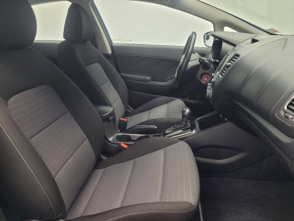 Used 2018 Kia Forte S image 21