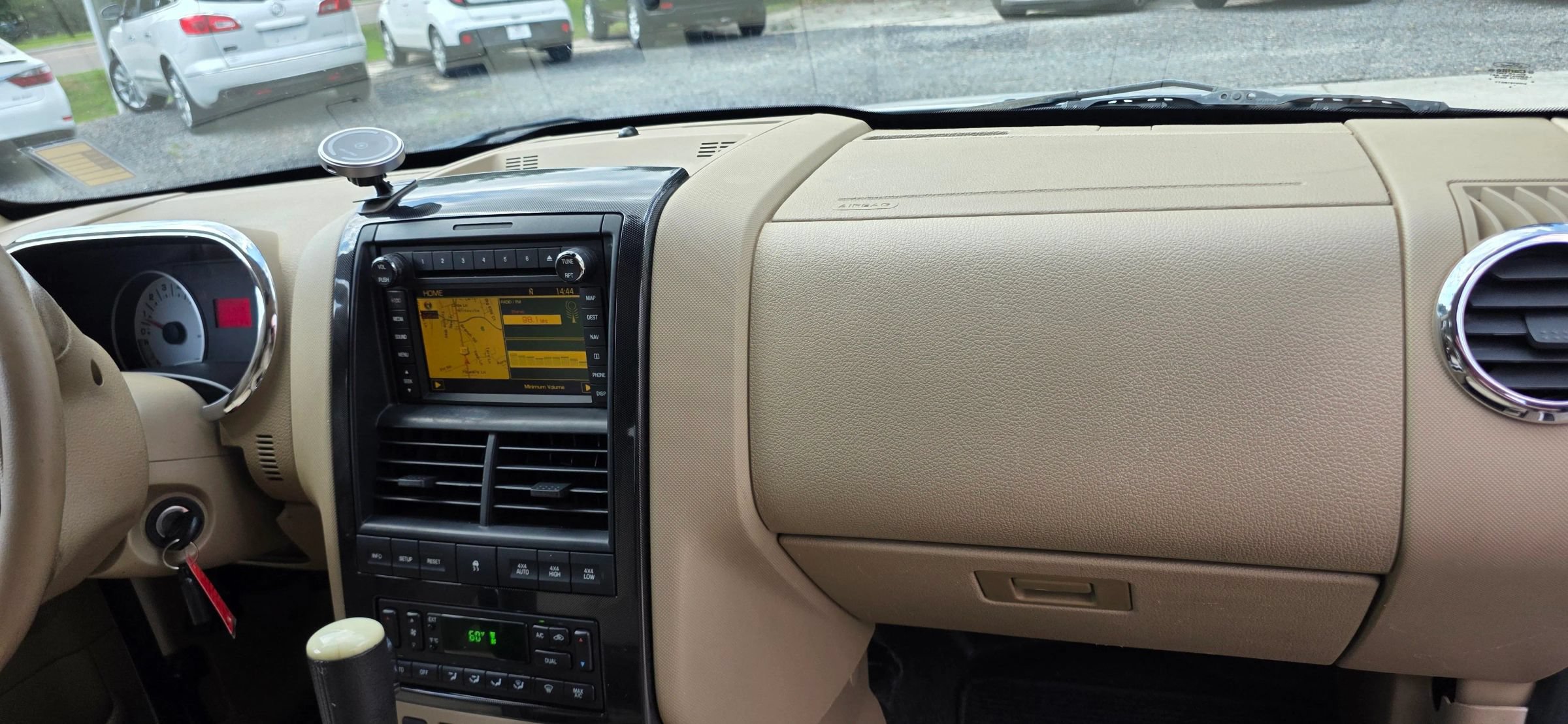 Used 2010 Ford Explorer Sport Trac Limited AWD/4WD image 13