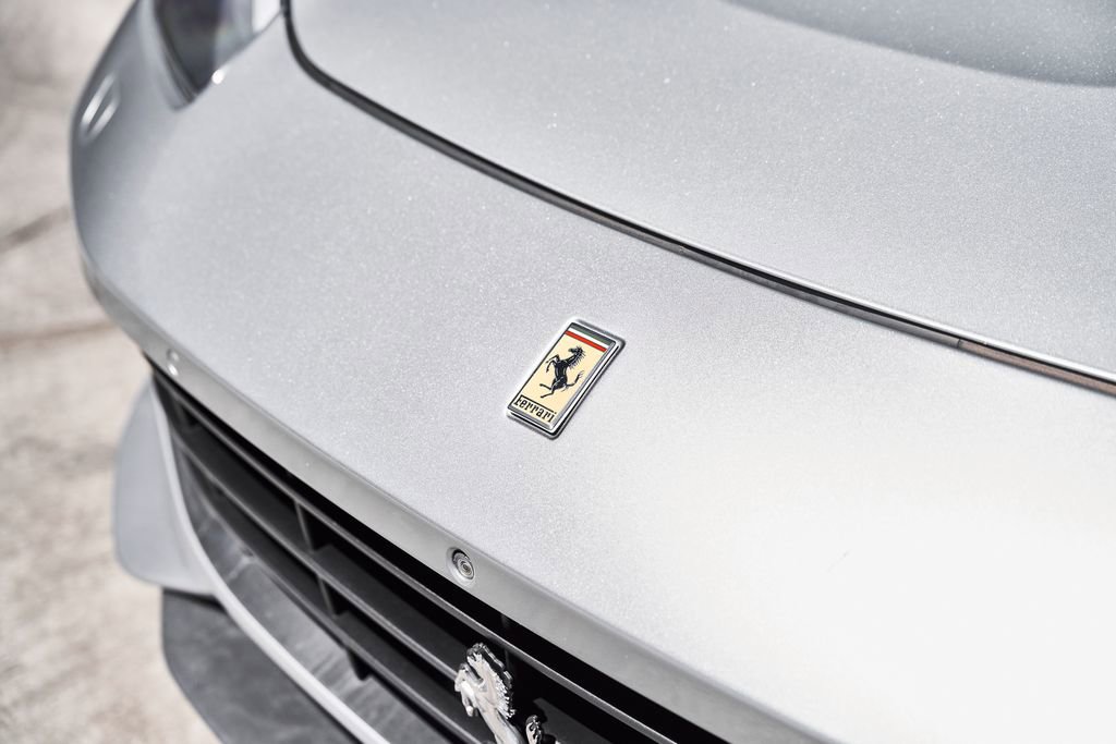 Used 2018 Ferrari GTC4Lusso AWD/4WD image 7