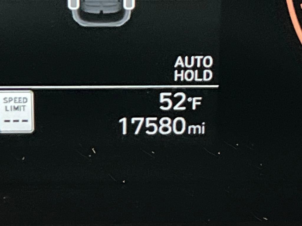 Used 2025 Hyundai Kona SEL image 44