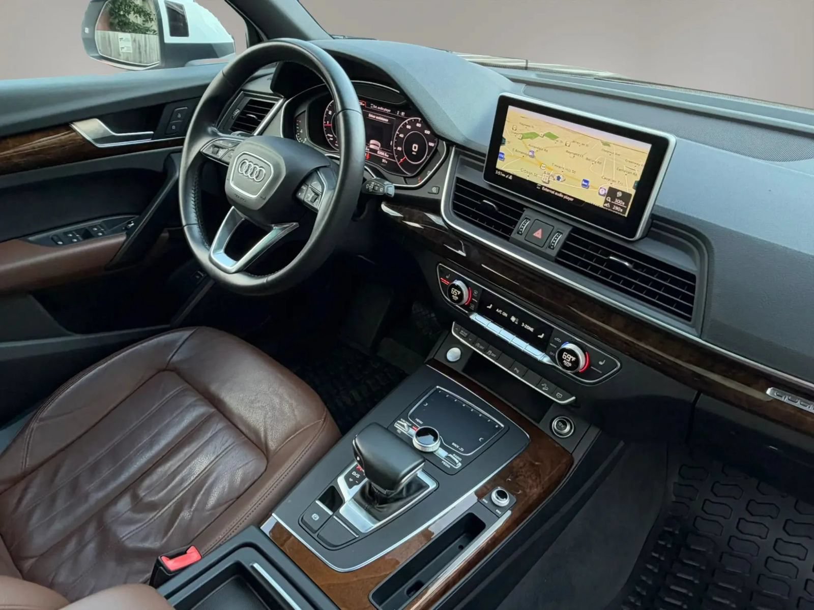 Used 2018 Audi Q5 2.0T Premium Plus AWD/4WD image 27