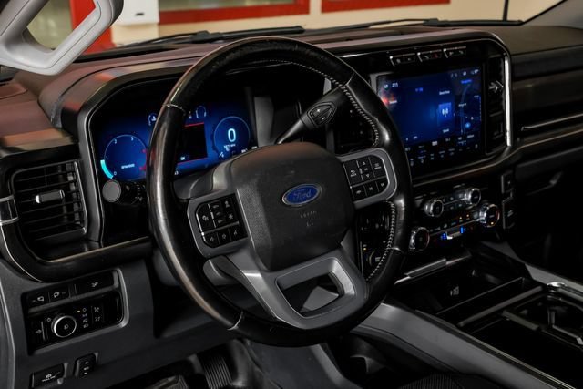 Used 2023 Ford F350 Lariat w/ Lariat Ultimate Package AWD/4WD image 18