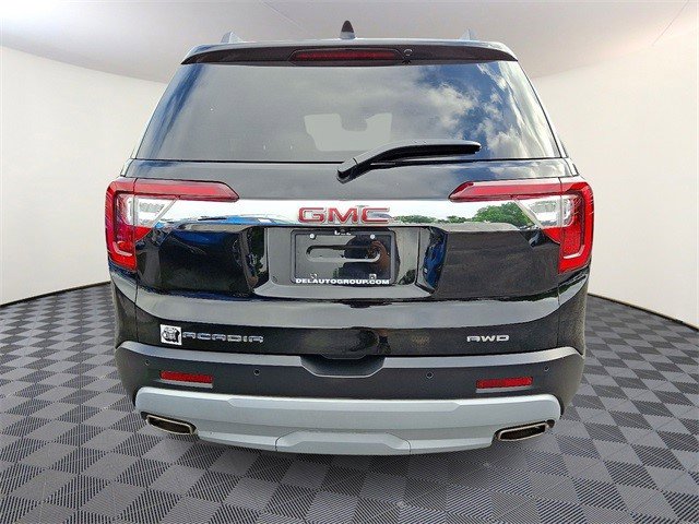 Certified 2023 GMC Acadia SLT w/ Preferred Package image 6