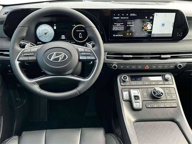 Used 2025 Hyundai Palisade Limited AWD/4WD image 18