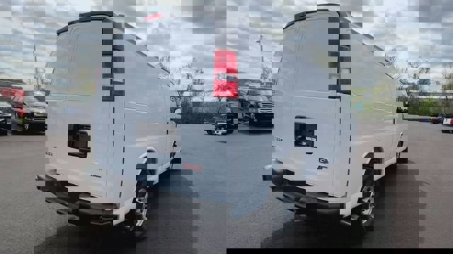 New 2026 GMC Savana 2500 Extended w/ Driver Convenience Package RWD image 8