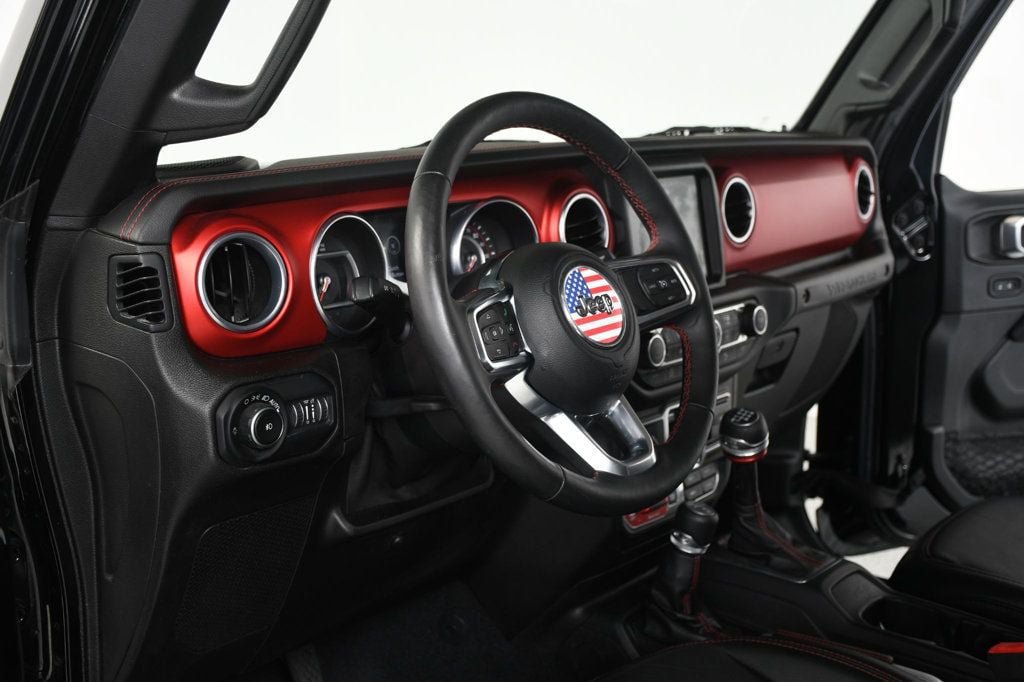 Used 2018 Jeep Wrangler Unlimited Rubicon AWD/4WD image 28