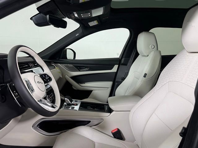 New 2026 Jaguar F-PACE R-Dynamic S image 6