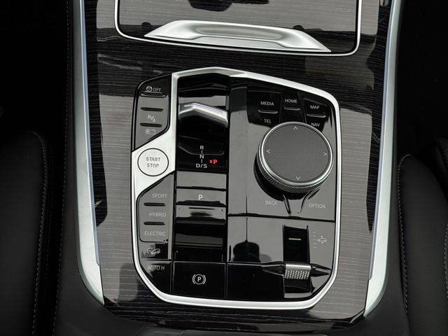 New 2026 BMW X5 xDrive50e w/ M Sport Package image 36
