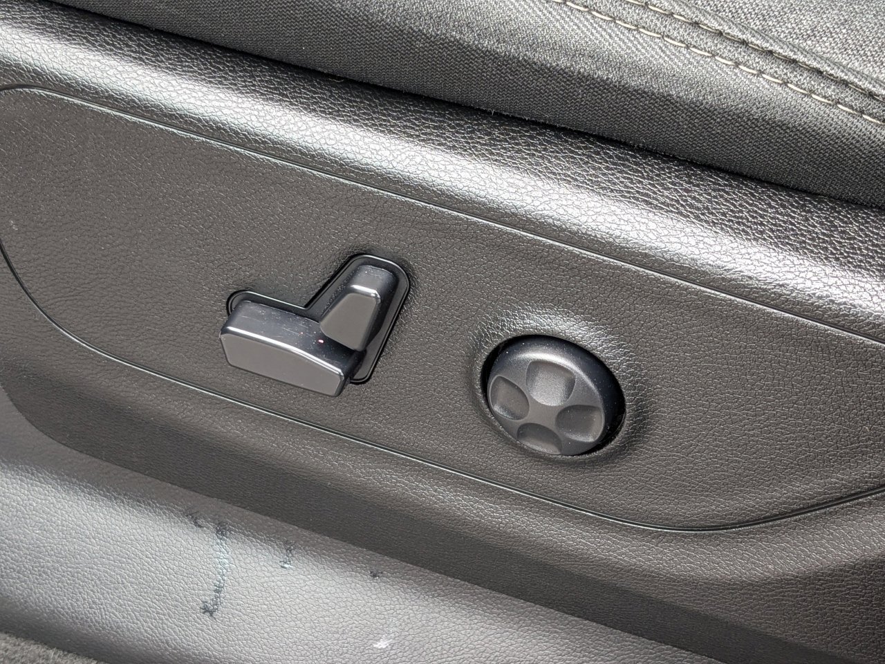 Used 2019 RAM 1500 Big Horn AWD/4WD image 12