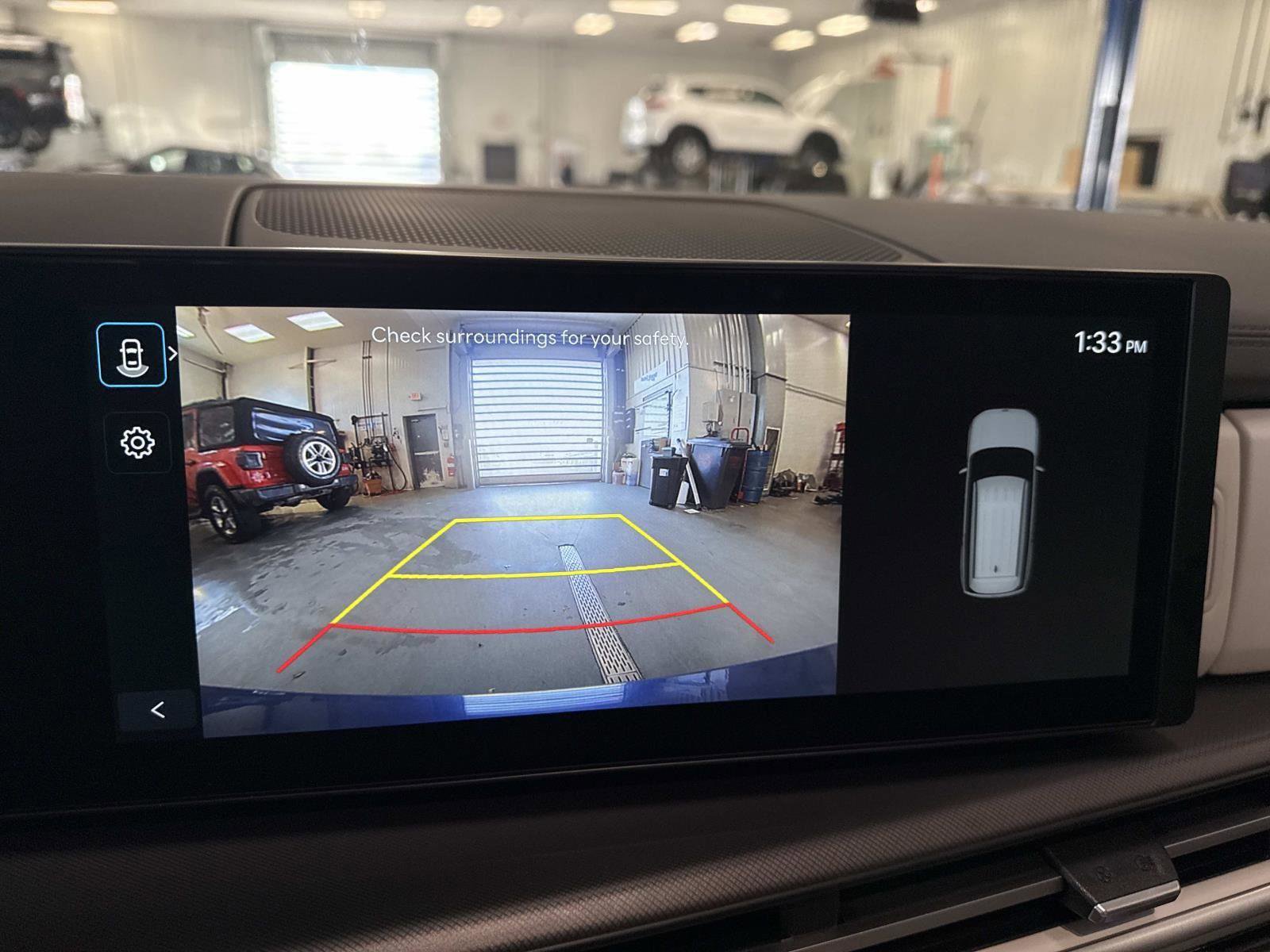 Certified 2025 Hyundai Santa Fe SEL image 25