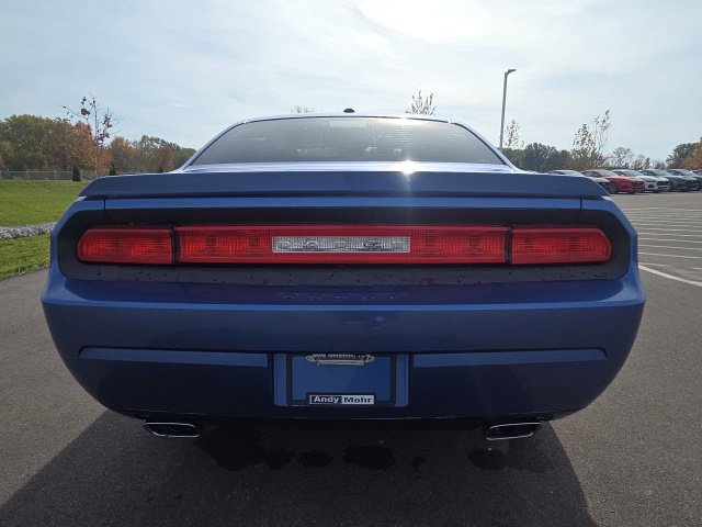 Used 2010 Dodge Challenger SE RWD image 8