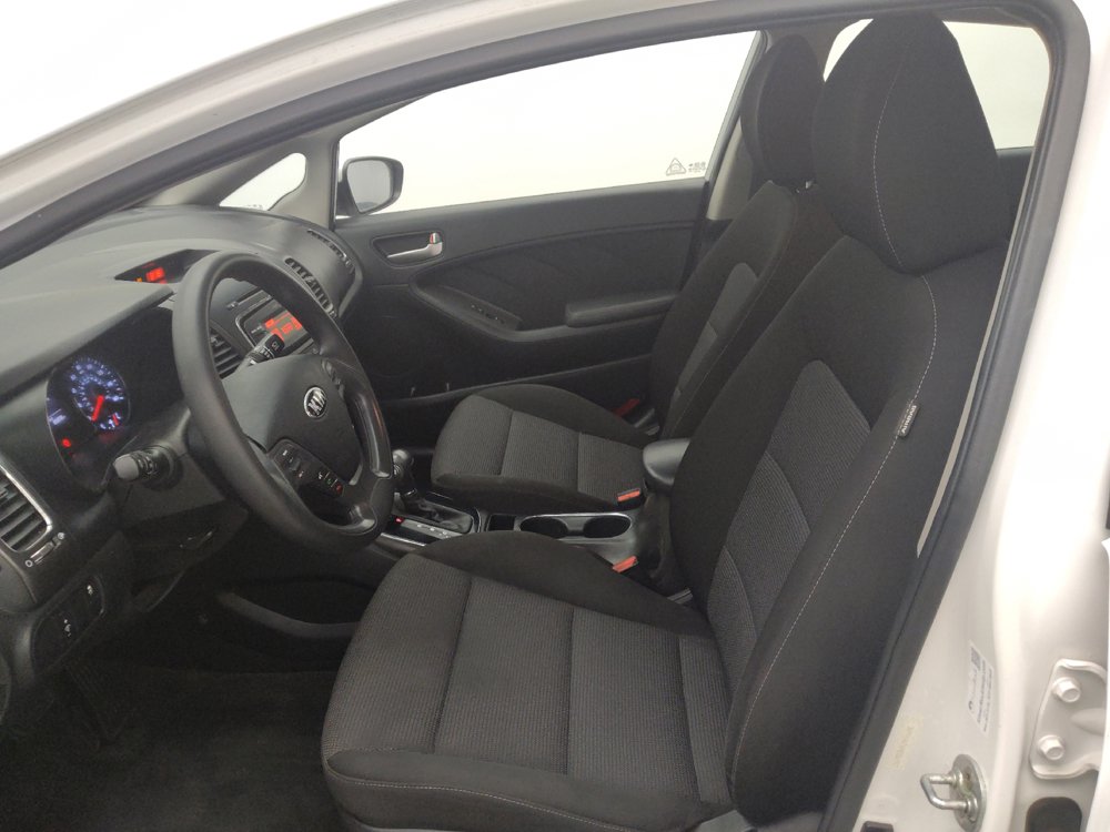 Used 2017 Kia Forte LX FWD image 17