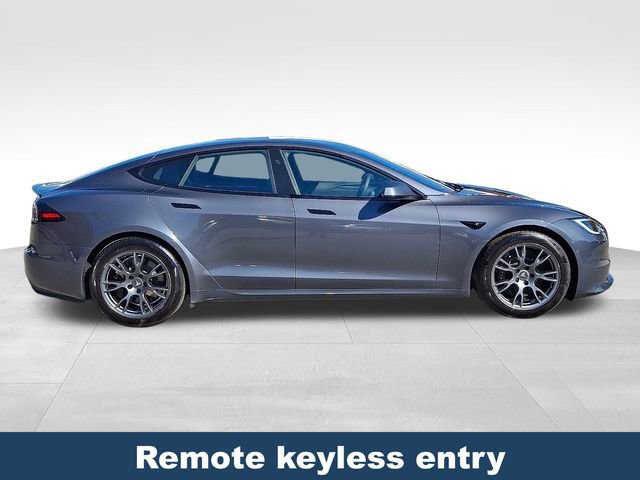 Used 2022 Tesla Model S Plaid image 9
