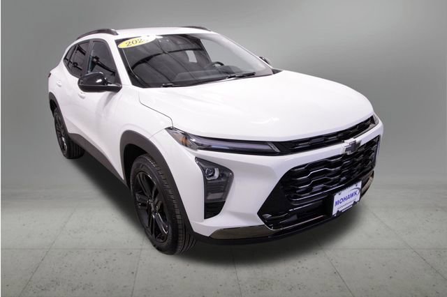 Used 2024 Chevrolet Trax ACTIV image 8