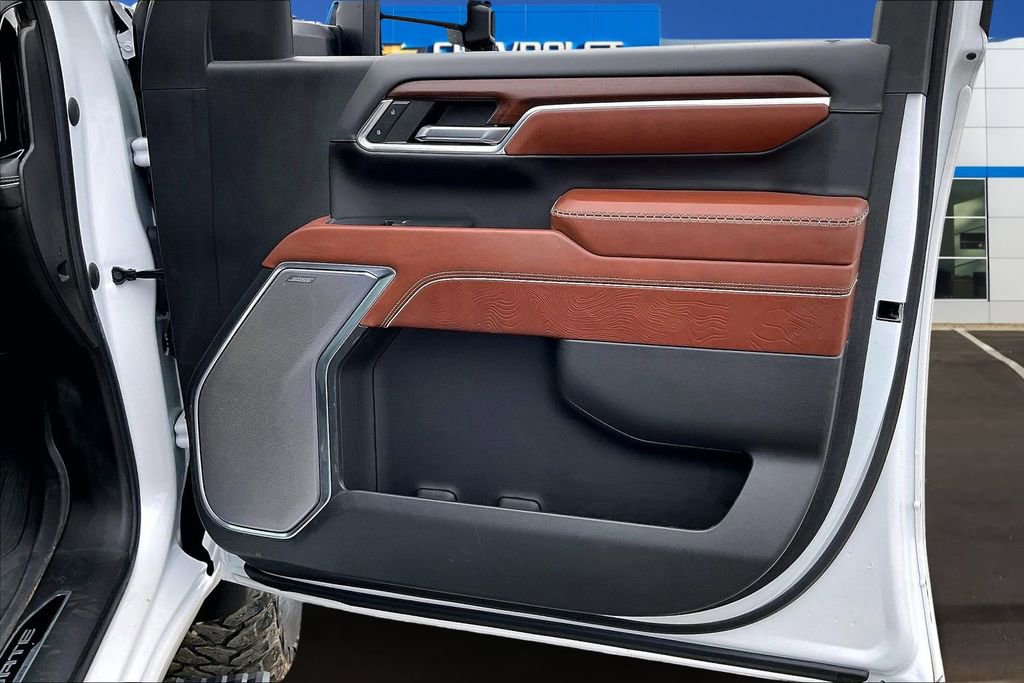 Used 2024 GMC Sierra 3500 Denali Ultimate image 29