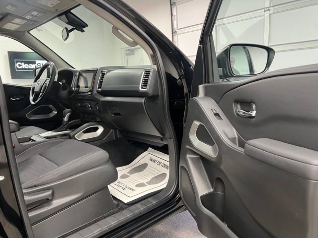 Used 2024 Nissan Frontier SV w/ Technology Package image 58