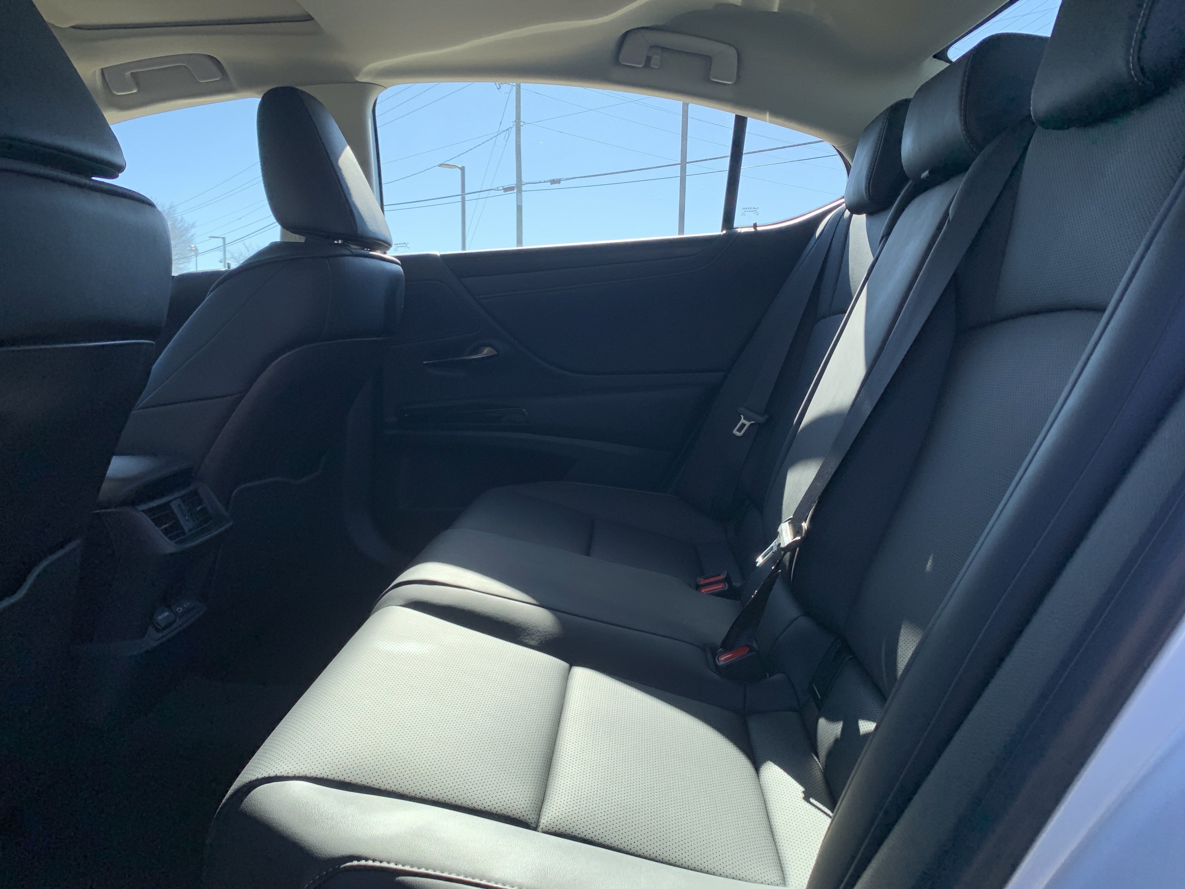 Certified 2025 Lexus ES 350 w/ Premium Package image 32